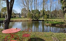 Maison au bord de l'eau